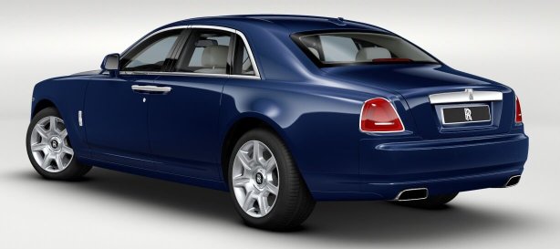 Rolls Royce Ghost in Royal Blue