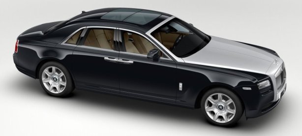 Rolls Royce Ghost in Diamond Black