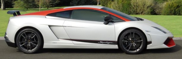 Lamborghini Gallardo Edizione Tecnica LP570-4 in Bianco Canopus/Arancio Argos