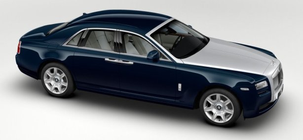Rolls Royce Ghost in Midnight Sapphire