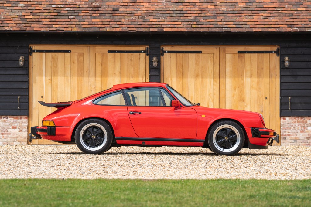 1986 Porsche 911 3.2 Carrera